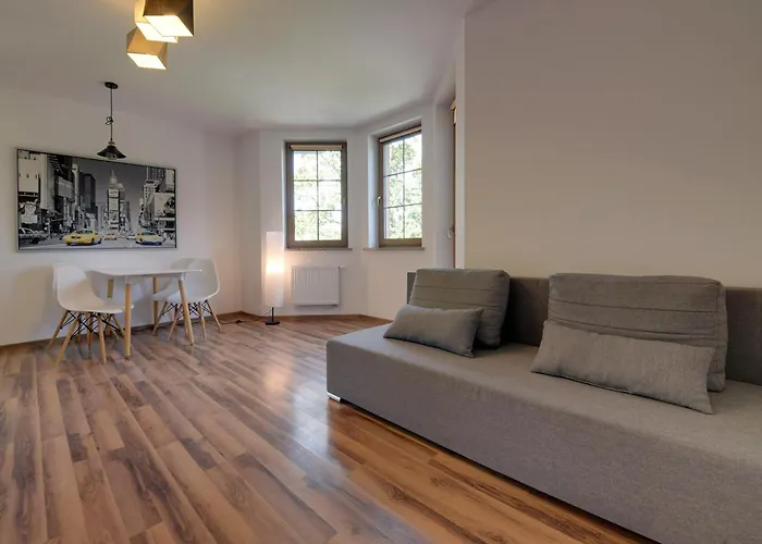 Rentplanet - Nadrzeczna Lägenhet *