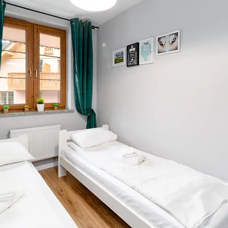 Rentplanet - Nadrzeczna Apartment