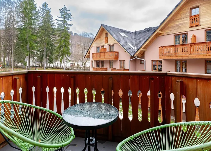 Rentplanet - Nadrzeczna Apartment *