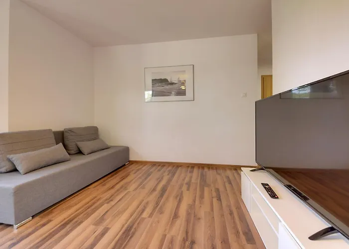 Rentplanet - Nadrzeczna Apartment